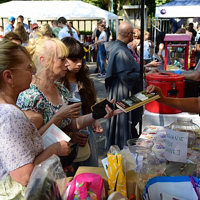 FESTYN ODPUSTOWY W OGRODACH PRZYKLASZTORNYCH - FOTOGALERIA grafika