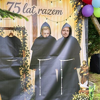 Festyn z okazji 75 lat od erygowania Parafii pw. Podwyższenia Krzyża Świętego grafika