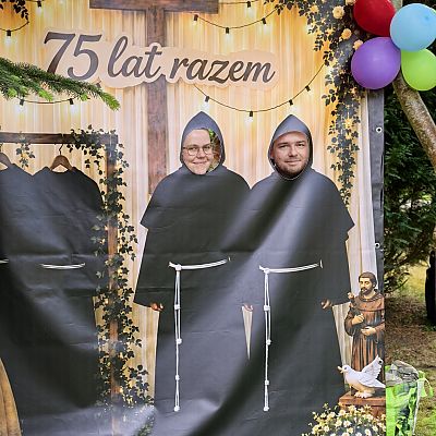 Festyn z okazji 75 lat od erygowania Parafii pw. Podwyższenia Krzyża Świętego grafika