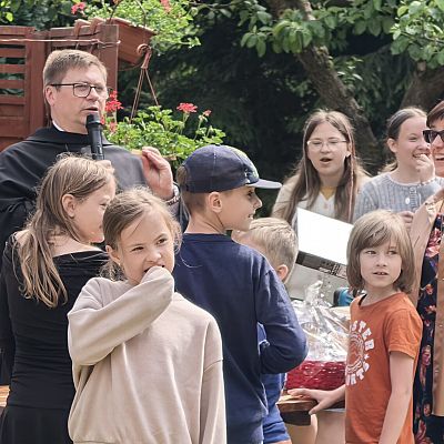 Festyn z okazji 75 lat od erygowania Parafii pw. Podwyższenia Krzyża Świętego grafika