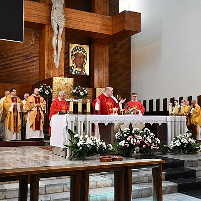 Rocznica 75 lat parafii pw Św. Krzyża w Koszalinie grafika
